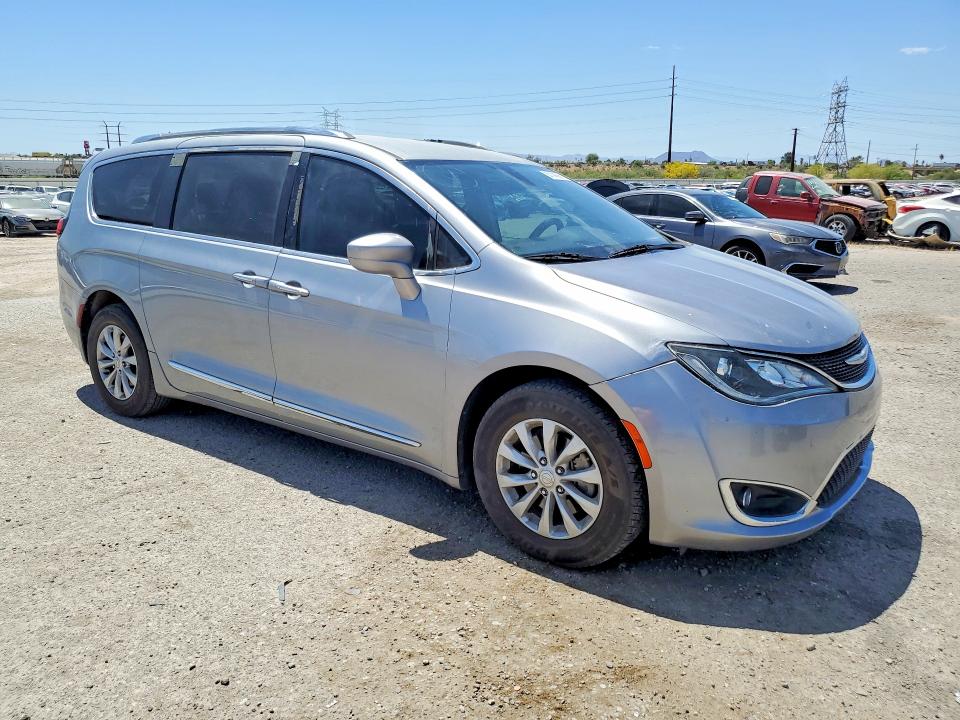 50194556 :رقم المزاد ، 2C4RC1BG1KR609136 vin ، 2019 Chrysler Pacifica مزاد بيع