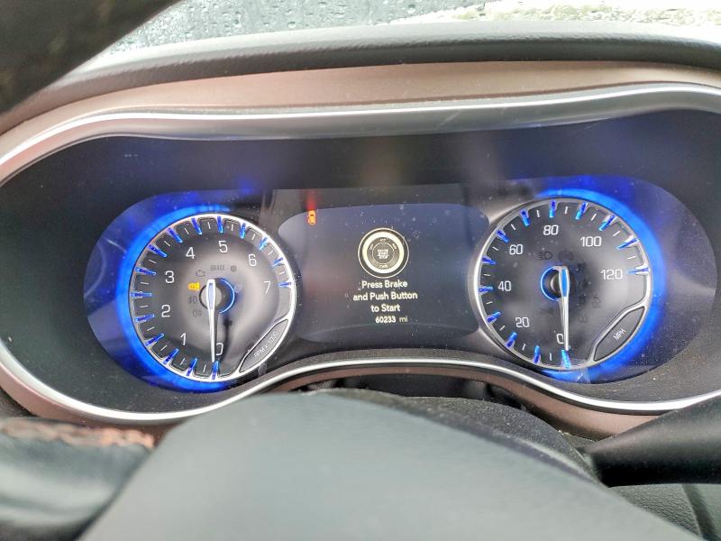 49389216 :رقم المزاد ، 2C4RC1EG7KR523373 vin ، 2019 Chrysler Pacifica مزاد بيع