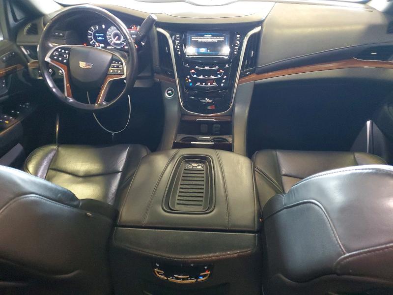 50545676 :رقم المزاد ، 1GYS4BKJ7JR395770 vin ، 2018 Cadillac Escalade مزاد بيع