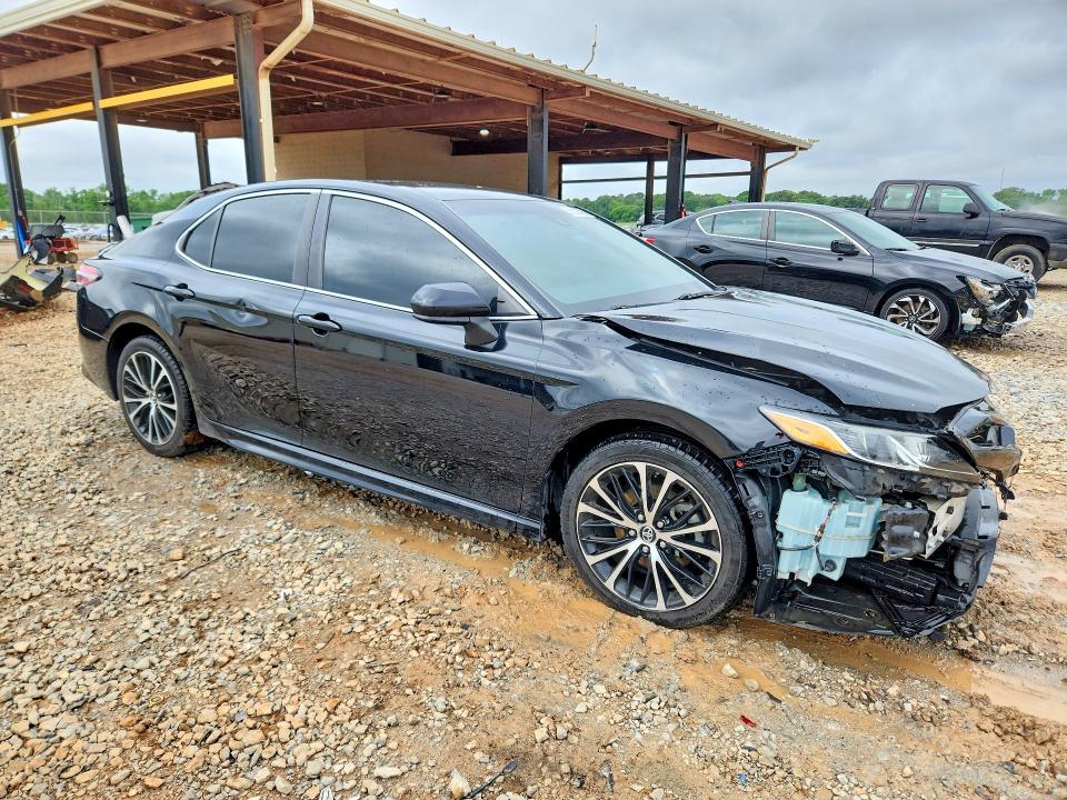 2019 Toyota Camry მანქანა იყიდება აუქციონზე, vin: 4T1B11HK2KU170949, აუქციონის ნომერი: 51323706