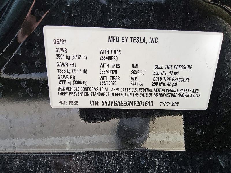 47215856 :رقم المزاد ، 5YJYGAEE6MF201613 vin ، 2021 Tesla Model Y مزاد بيع