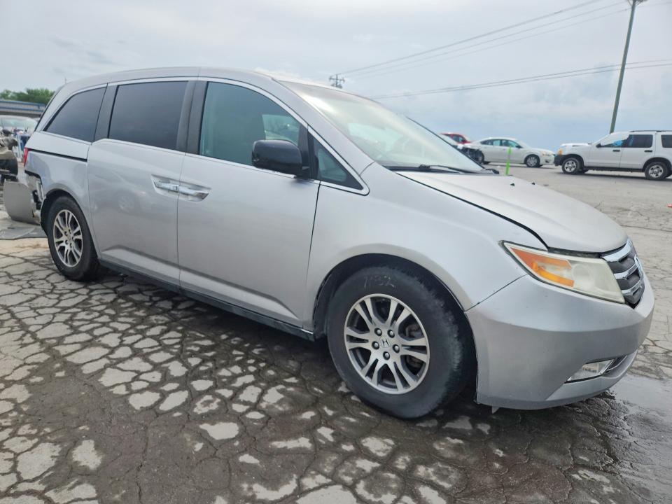 51071846 :رقم المزاد ، 5FNRL5H61BB103307 vin ، 2011 Honda Odyssey مزاد بيع
