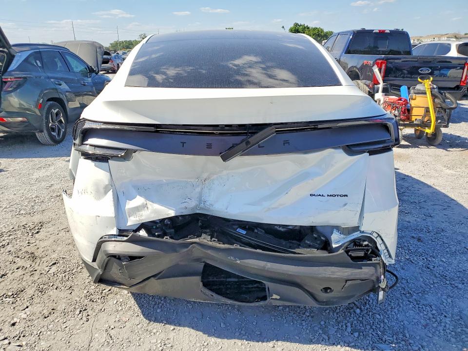 50079176 :رقم المزاد ، 7SAYGDEE6TA635871 vin ، 2026 Tesla Model Y مزاد بيع