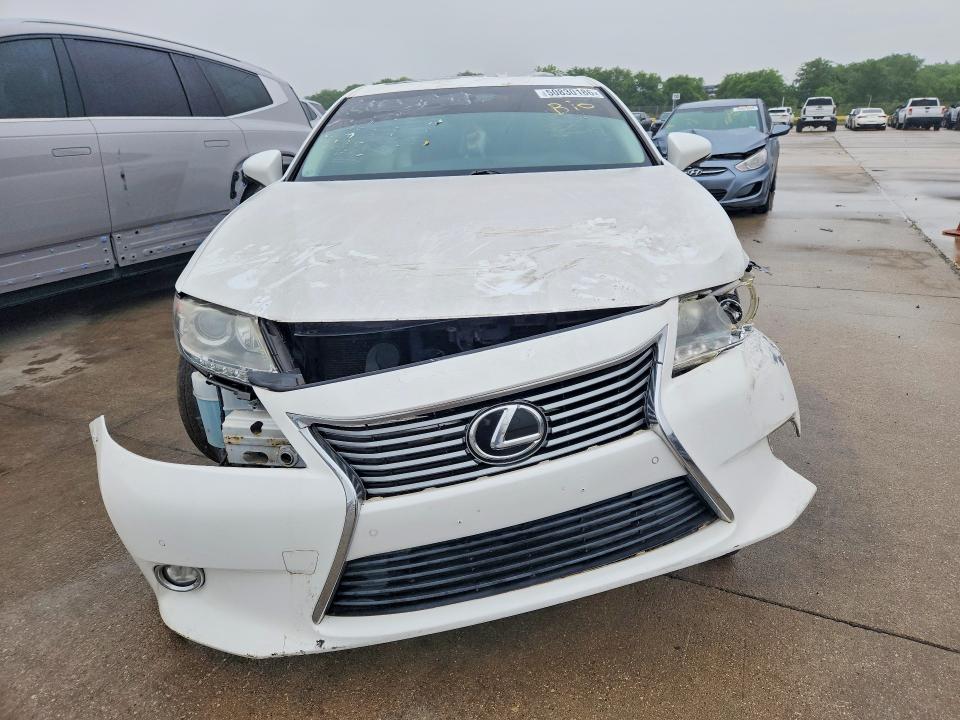 50830186 :رقم المزاد ، JTHBK1GG3E2126231 vin ، 2014 Lexus Es مزاد بيع