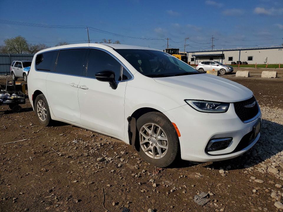 2024 Chrysler Pacifica მანქანა იყიდება აუქციონზე, vin: 2C4RC1BG0RR108779, აუქციონის ნომერი: 49936376