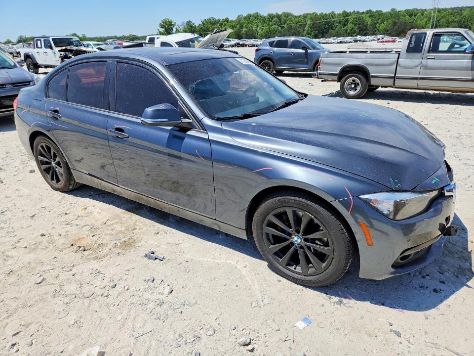 51083786 :رقم المزاد ، WBA8E1G51GNU10179 vin ، 2016 Bmw 320 مزاد بيع