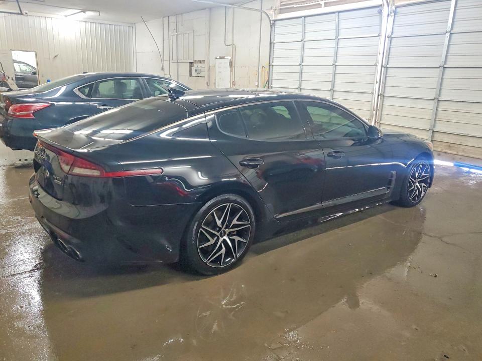 Продажа на аукционе авто 2022 Kia Stinger, vin: KNAE35LD9N6115528, номер лота: 48350336