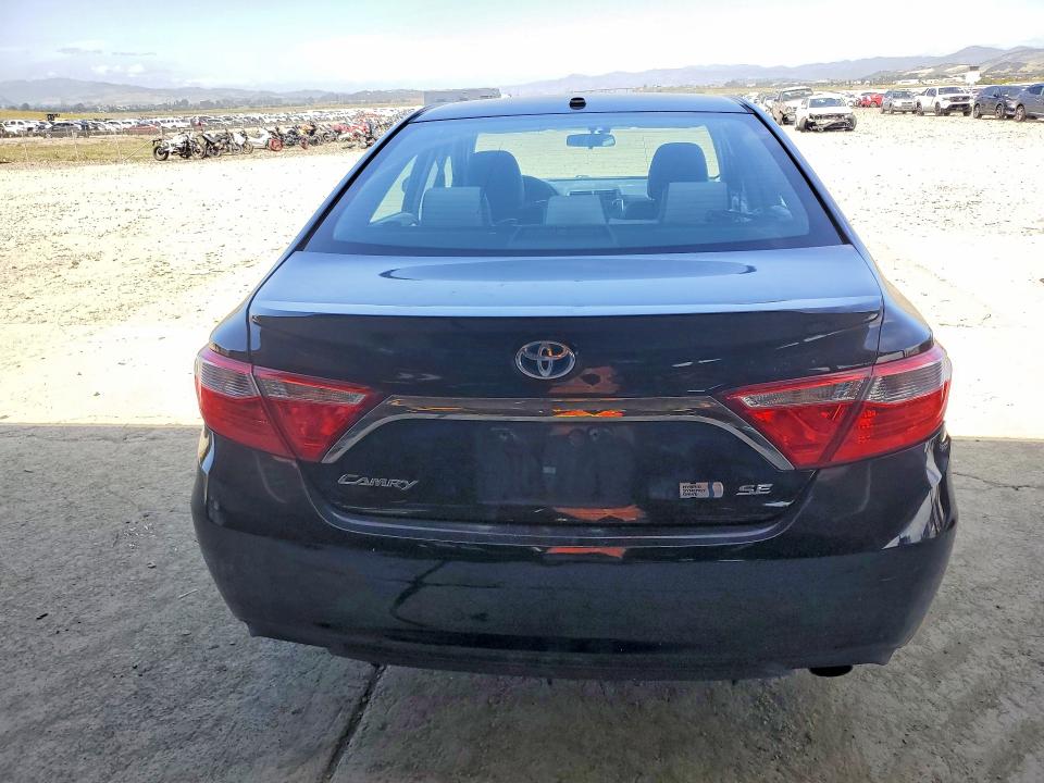 Продаж на аукціоні авто 2015 Toyota Camry Hybrid, vin: 4T1BD1FK7FU175645, номер лоту: 51145906