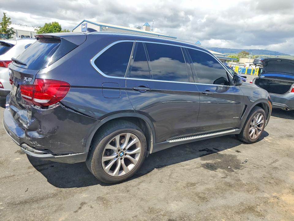 50680246 :رقم المزاد ، 5UXKR0C54J0Y00614 vin ، 2018 Bmw X5 مزاد بيع
