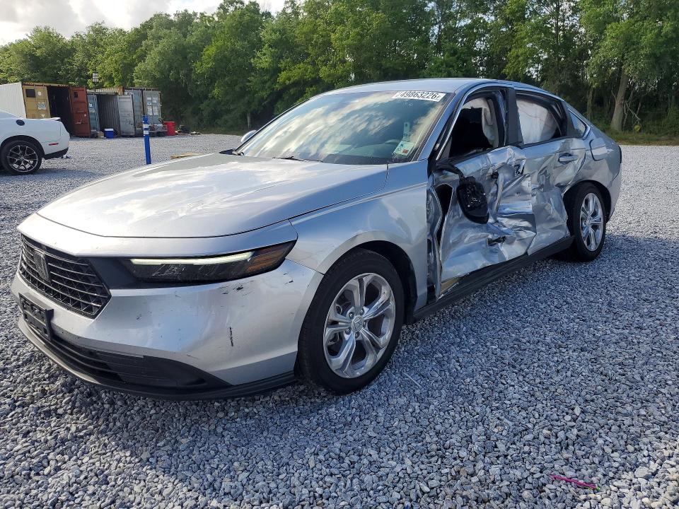 Продажа на аукционе авто 2025 Honda Accord, vin: 1HGCY1F22SA084728, номер лота: 49863226