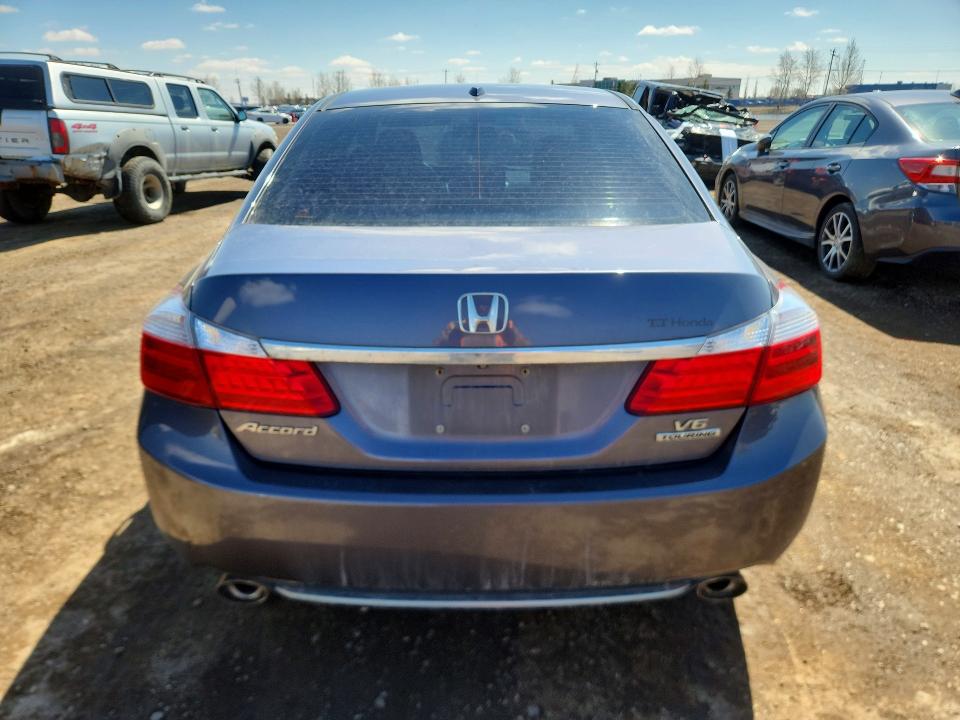 50156036 :رقم المزاد ، 1HGCR3F9XFA801730 vin ، 2015 Honda Accord مزاد بيع