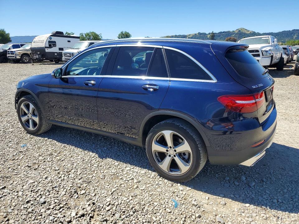 48718946 :رقم المزاد ، WDC0G4JB7HF131206 vin ، 2017 Mercedes-benz Glc مزاد بيع