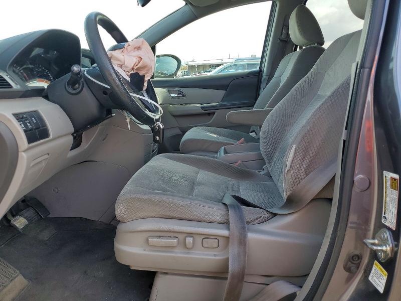 47142156 :رقم المزاد ، 5FNRL5H36GB131939 vin ، 2016 Honda Odyssey مزاد بيع