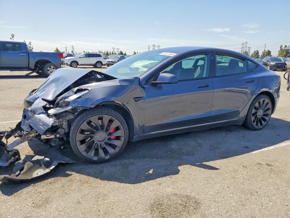2022 Tesla Model 3 მანქანა იყიდება აუქციონზე, vin: 5YJ3E1EC8NF265829, აუქციონის ნომერი: 51027356