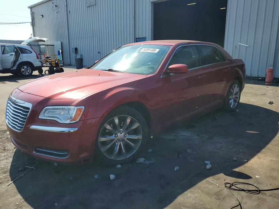 Auction sale of the 2014 Chrysler 300, vin: 2C3CCAAG4EH214275, lot number: 50391486