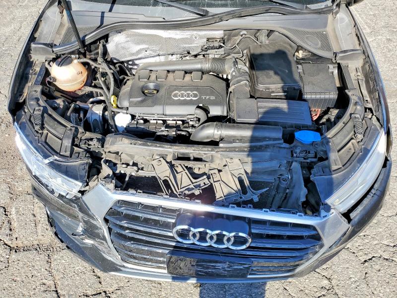 50658006 :رقم المزاد ، WA1BCCFS4HR017363 vin ، 2017 Audi Q3 مزاد بيع