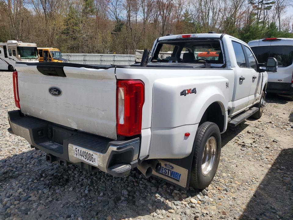 51449086 :رقم المزاد ، 1FT8W3DTXSED32492 vin ، 2025 Ford F350 مزاد بيع