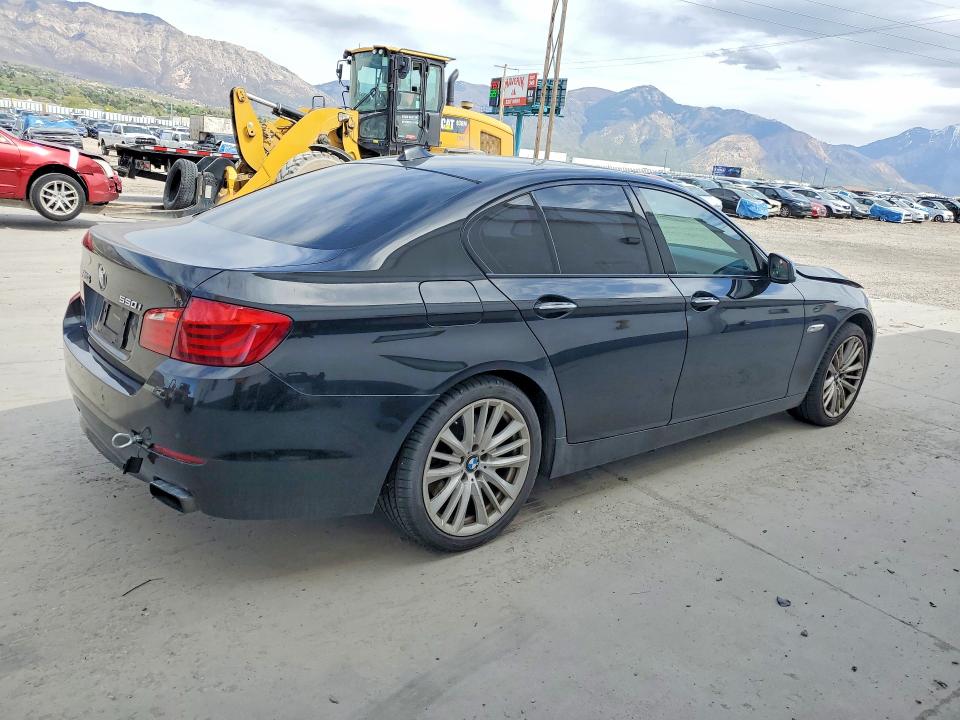 2011 Bmw 550 მანქანა იყიდება აუქციონზე, vin: WBAFR9C5XBC599323, აუქციონის ნომერი: 49585086