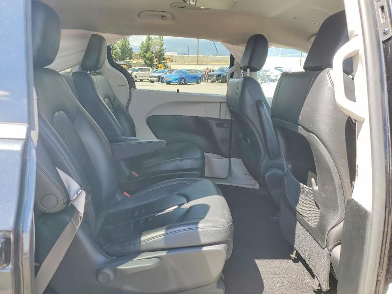 Продажа на аукционе авто 2018 Chrysler Pacifica, vin: 2C4RC1L71JR187656, номер лота: 48449926