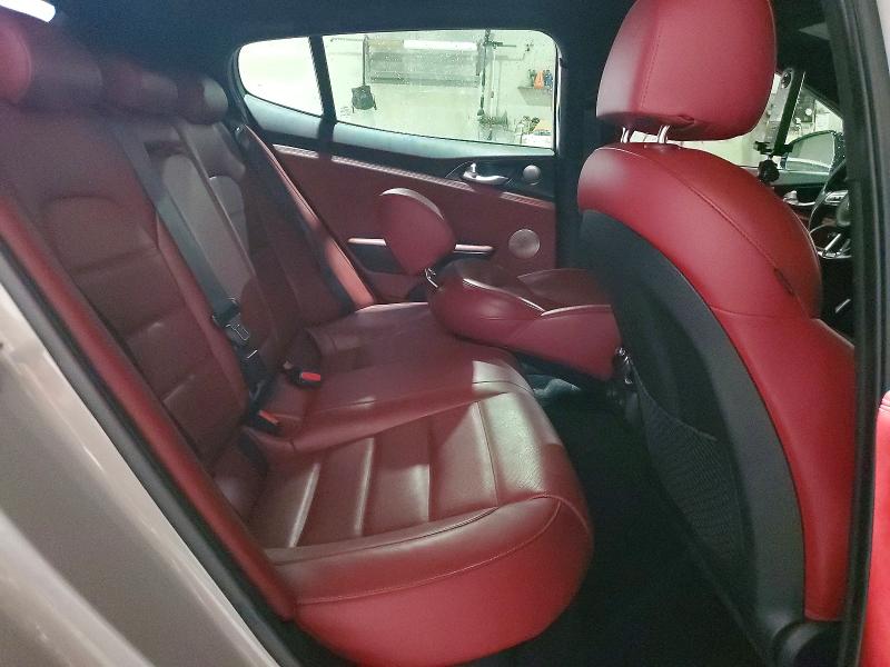 2019 Kia Stinger მანქანა იყიდება აუქციონზე, vin: KNAE55LC0K6064210, აუქციონის ნომერი: 49253636