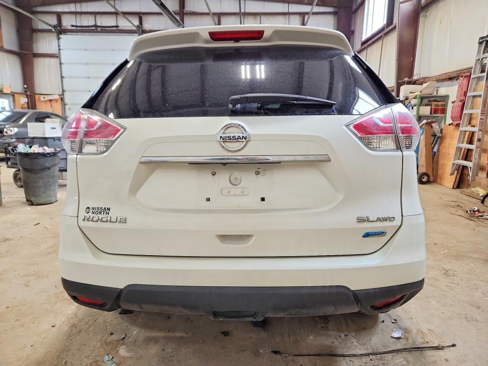 2015 Nissan Rogue მანქანა იყიდება აუქციონზე, vin: 5N1AT2MV8FC791829, აუქციონის ნომერი: 51265326
