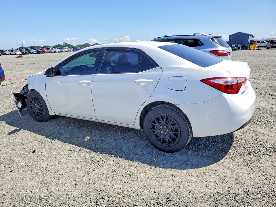 50352556 :رقم المزاد ، 5YFBURHE2FP240683 vin ، 2015 Toyota Corolla مزاد بيع