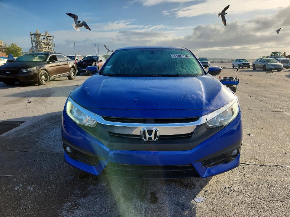 Продаж на аукціоні авто 2018 Honda Civic, vin: JHMFC1F76JX042241, номер лоту: 51303536