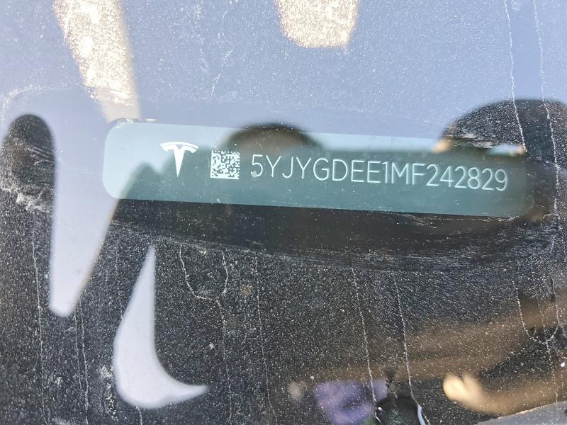 48691456 :رقم المزاد ، 5YJYGDEE1MF242829 vin ، 2021 Tesla Model Y مزاد بيع