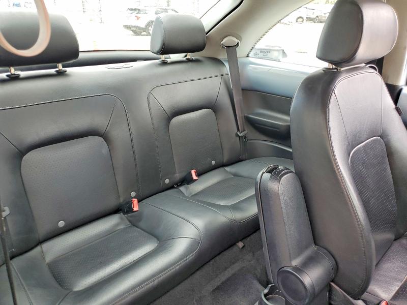 51181176 :رقم المزاد ، 3VWRW31C09M511327 vin ، 2009 Volkswagen New Beetle مزاد بيع