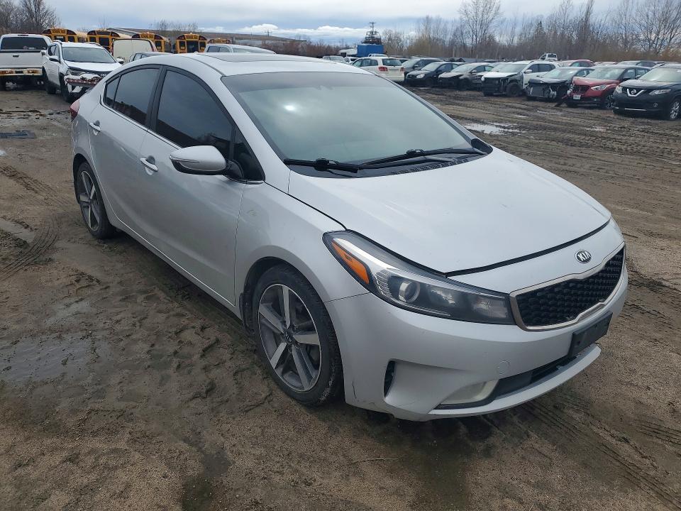 51682886 :رقم المزاد ، 3KPFN4A88HE087124 vin ، 2017 Kia Forte مزاد بيع