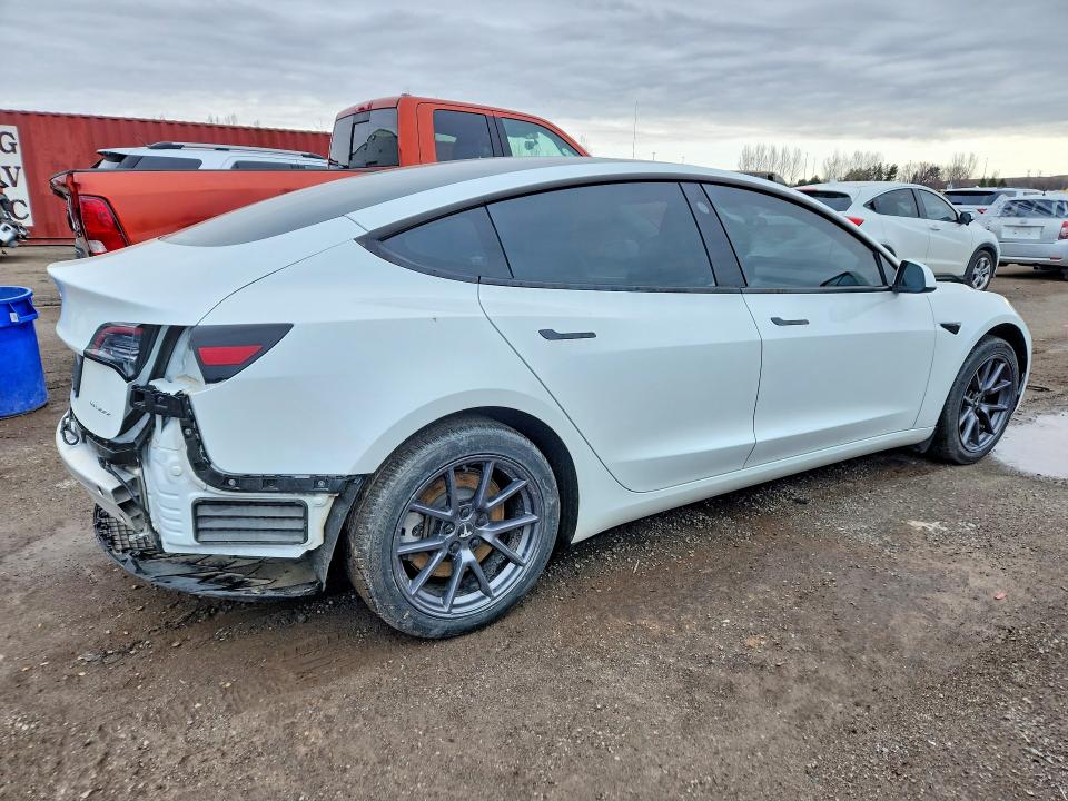 47803096 :رقم المزاد ، 5YJ3E1EB9NF202875 vin ، 2022 Tesla Model 3 مزاد بيع