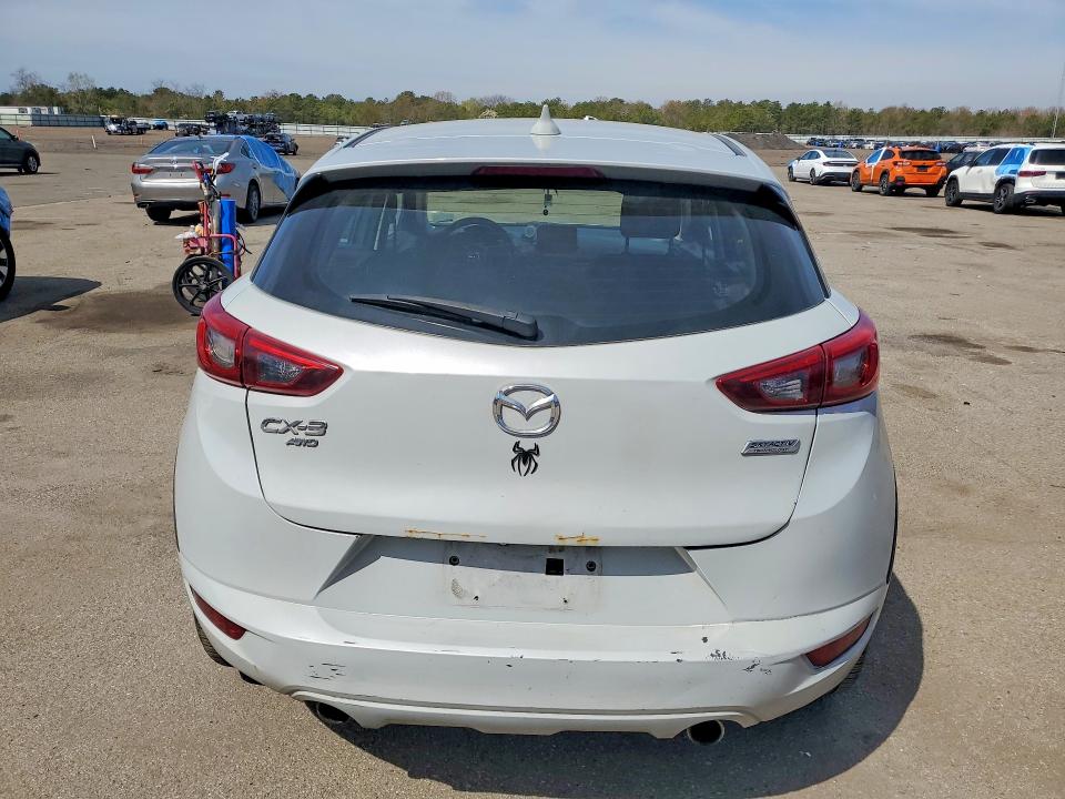 2018 Mazda Cx-3 მანქანა იყიდება აუქციონზე, vin: JM1DKDB77J0327526, აუქციონის ნომერი: 51797576