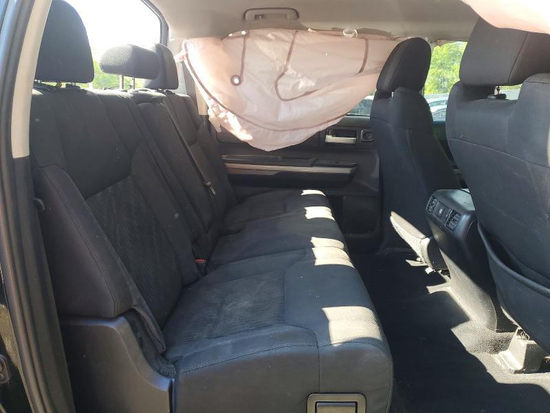 50556806 :رقم المزاد ، 5TFEY5F11LX261287 vin ، 2020 Toyota Tundra مزاد بيع