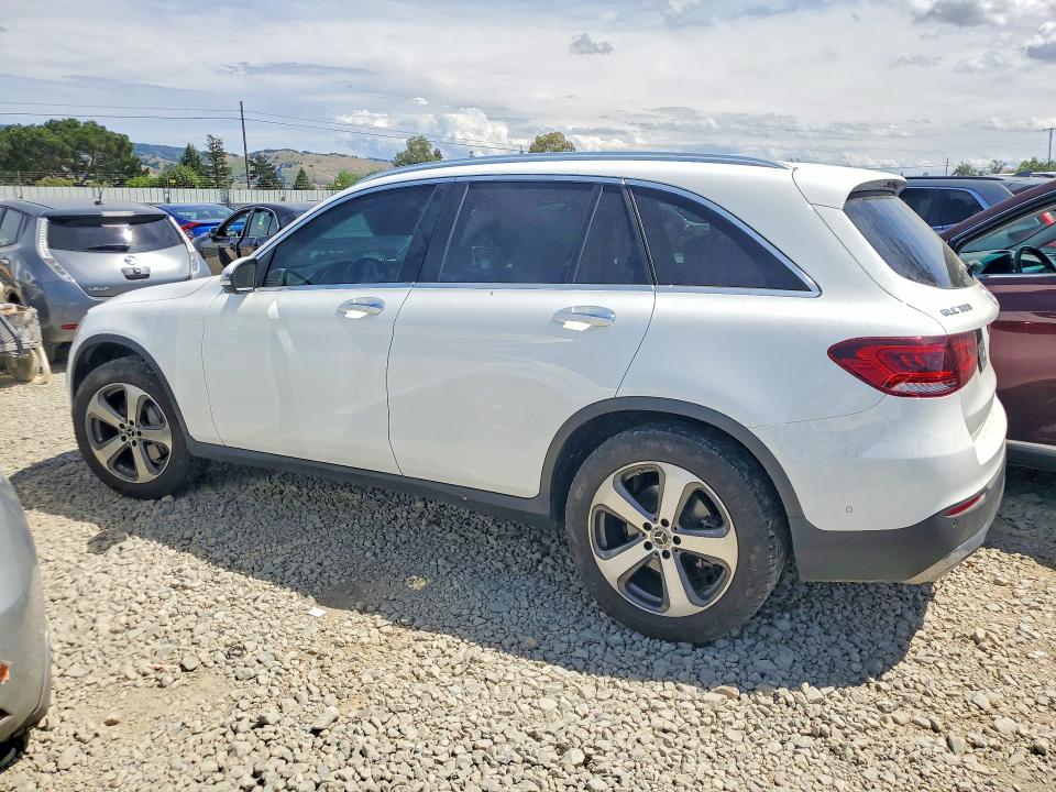 49010836 :رقم المزاد ، W1N0G8DB7NG110301 vin ، 2022 Mercedes-benz Glc مزاد بيع