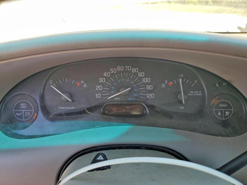 Продаж на аукціоні авто 2002 Buick Century, vin: 2G4WS52J921285677, номер лоту: 49251936