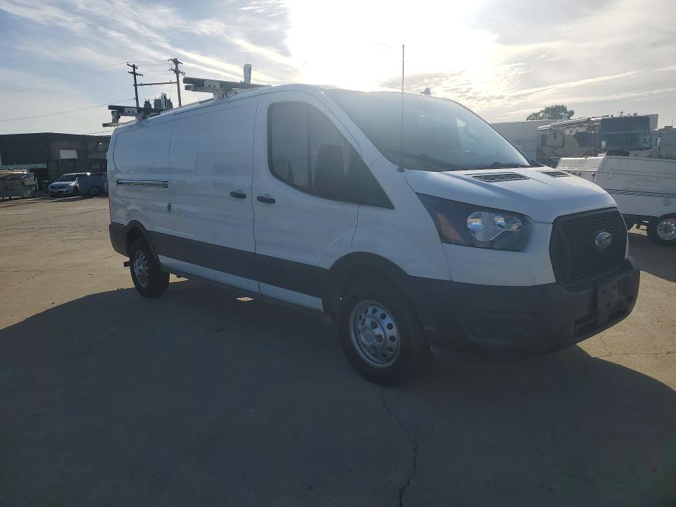 50073916 :رقم المزاد ، 1FTBR2Y89PKA78098 vin ، 2023 Ford Transit مزاد بيع