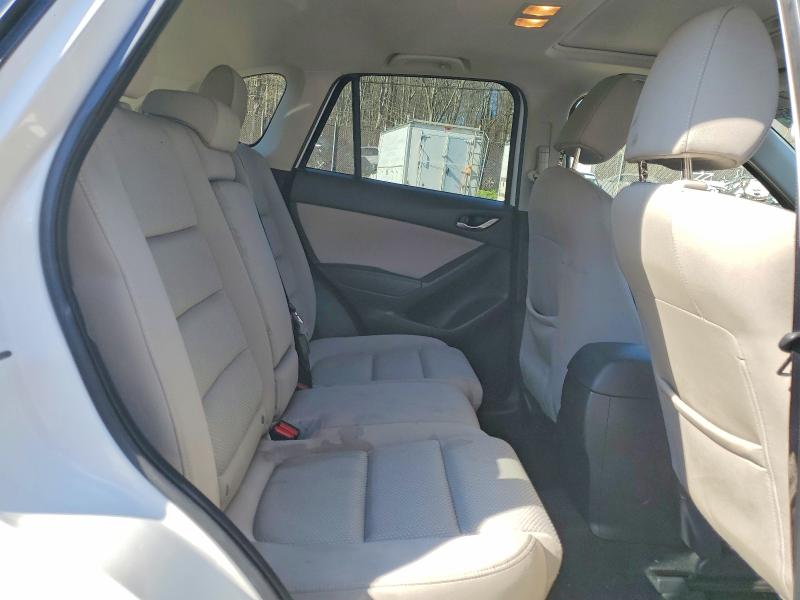 48809376 :رقم المزاد ، JM3KE4CY3G0667617 vin ، 2016 Mazda Cx-5 مزاد بيع