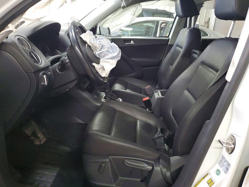 2017 Volkswagen Tiguan მანქანა იყიდება აუქციონზე, vin: WVGAV7AXXHK030418, აუქციონის ნომერი: 51453536