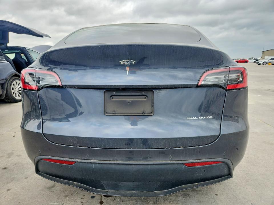Продажа на аукционе авто 2021 Tesla Model Y, vin: 5YJYGDEE0MF138722, номер лота: 49155296