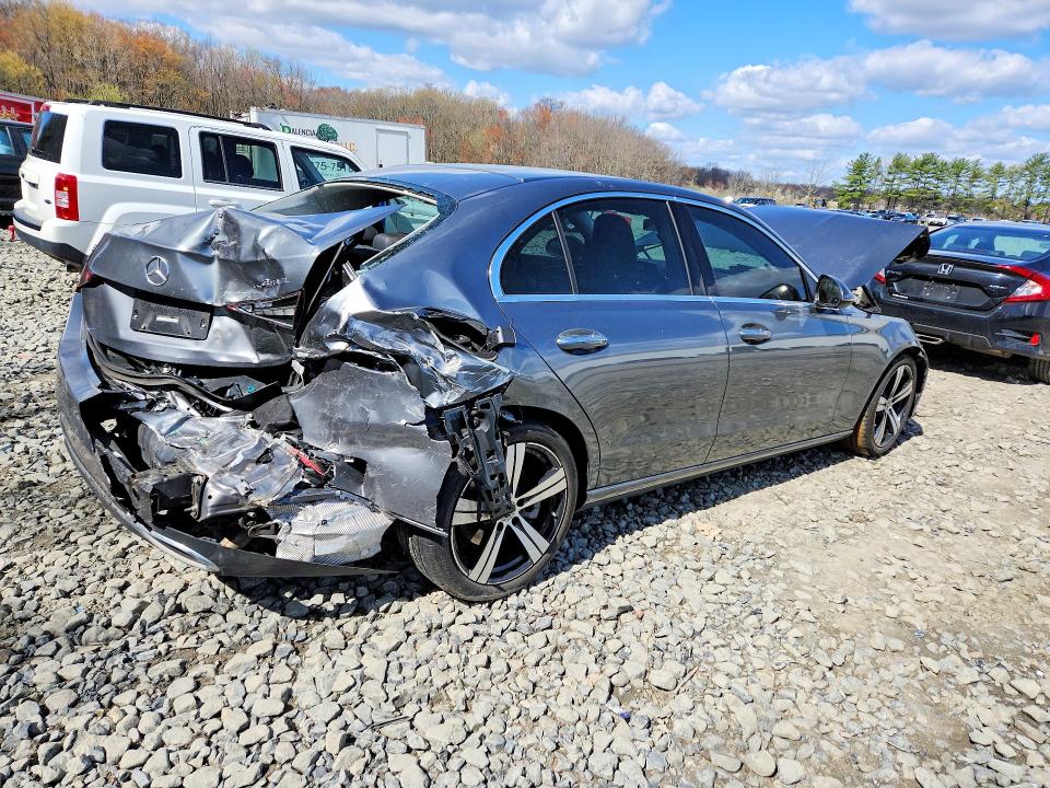 Продаж на аукціоні авто 2022 Mercedes-benz C, vin: W1KAF4HB7NR048006, номер лоту: 48970446