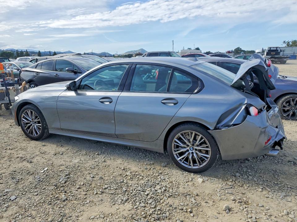 50134416 :رقم المزاد ، 3MW69FF05P8D18025 vin ، 2023 Bmw 330i مزاد بيع