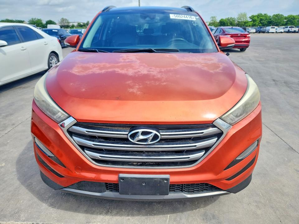 50024416 :رقم المزاد ، KM8J33A29GU029427 vin ، 2016 Hyundai Tucson مزاد بيع