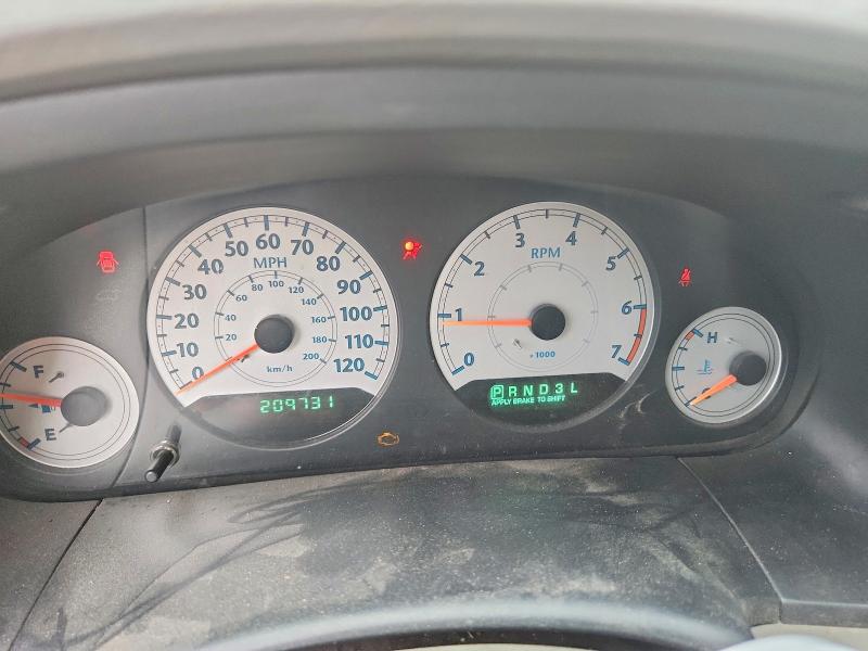 49502936 :رقم المزاد ، 1A4GP44R16B568467 vin ، 2006 Chrysler Town & Country مزاد بيع