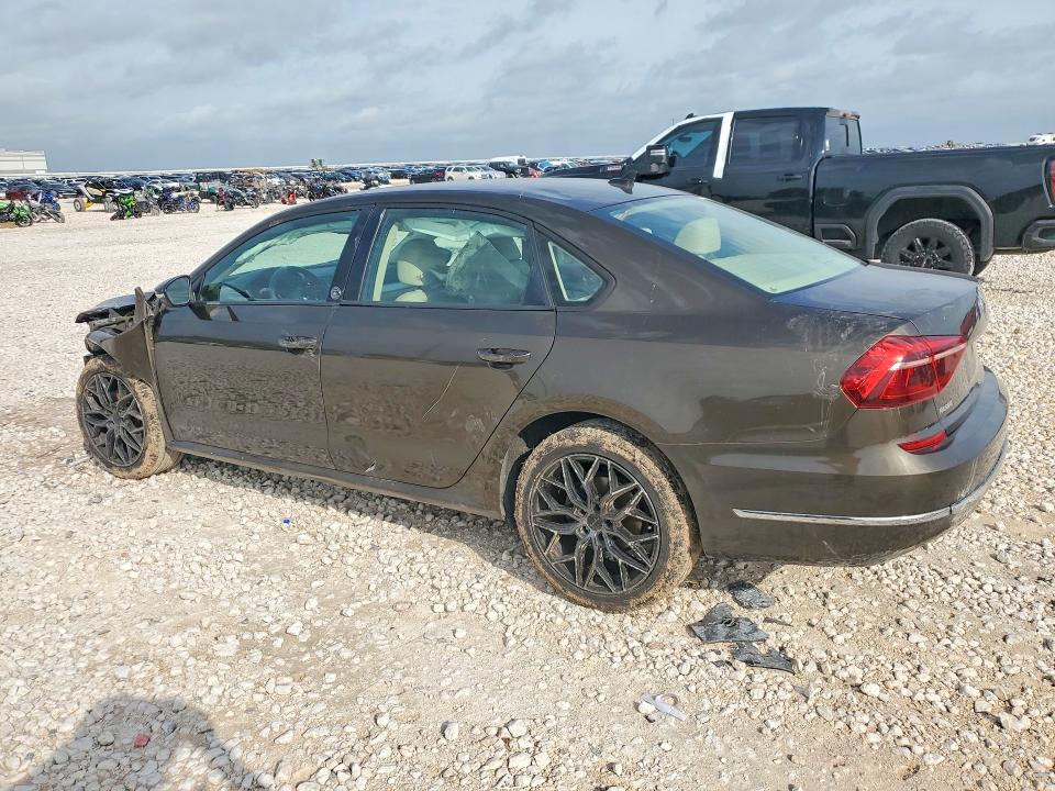 2019 Volkswagen Passat მანქანა იყიდება აუქციონზე, vin: 1VWLA7A35KC006631, აუქციონის ნომერი: 49861306