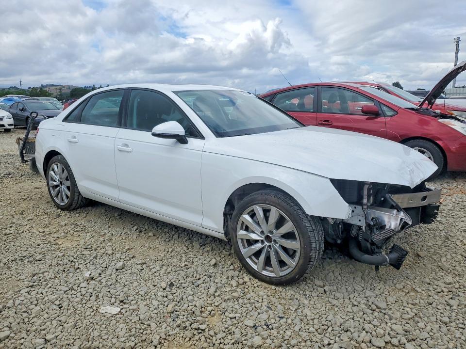 48140486 :رقم المزاد ، WAUGNAF4XHN005945 vin ، 2017 Audi A4 مزاد بيع