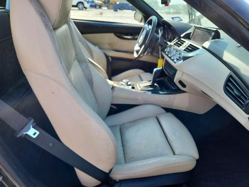 2010 Bmw Z4 მანქანა იყიდება აუქციონზე, vin: WBALM5C57AE377481, აუქციონის ნომერი: 50727696