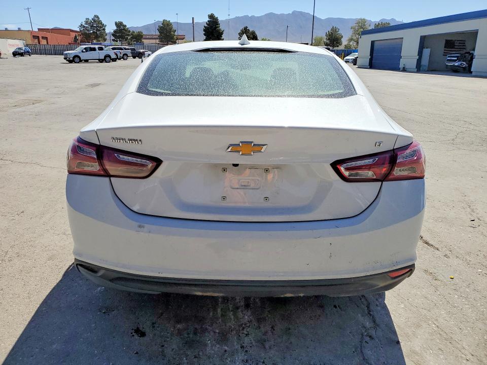 Продаж на аукціоні авто 2022 Chevrolet Malibu, vin: 1G1ZD5ST0NF132110, номер лоту: 50799106