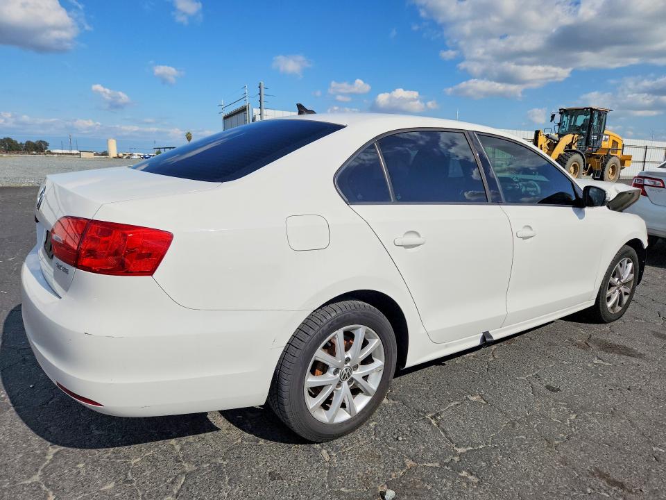 51453586 :رقم المزاد ، 3VWDZ7AJ7BM344946 vin ، 2011 Volkswagen Jetta مزاد بيع