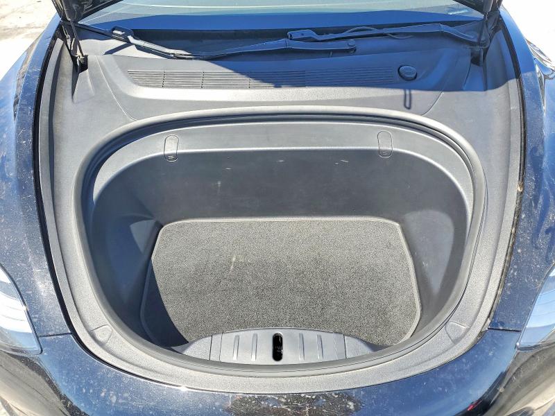 50366916 :رقم المزاد ، 5YJ3E1EA5JF098774 vin ، 2018 Tesla Model 3 مزاد بيع