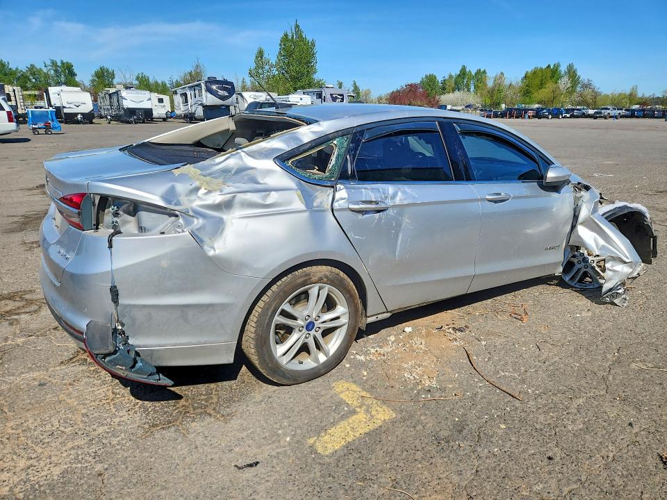 Продажа на аукционе авто 2018 Ford Fusion, vin: 3FA6P0UU8JR159052, номер лота: 48521166